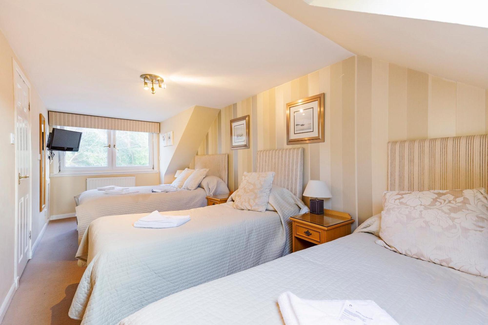 Arden Guest House, Craigmillar Castle Эдинбург Экстерьер фото